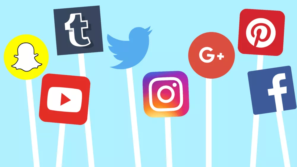إدارة مواقع التواصل الإجتماعي
